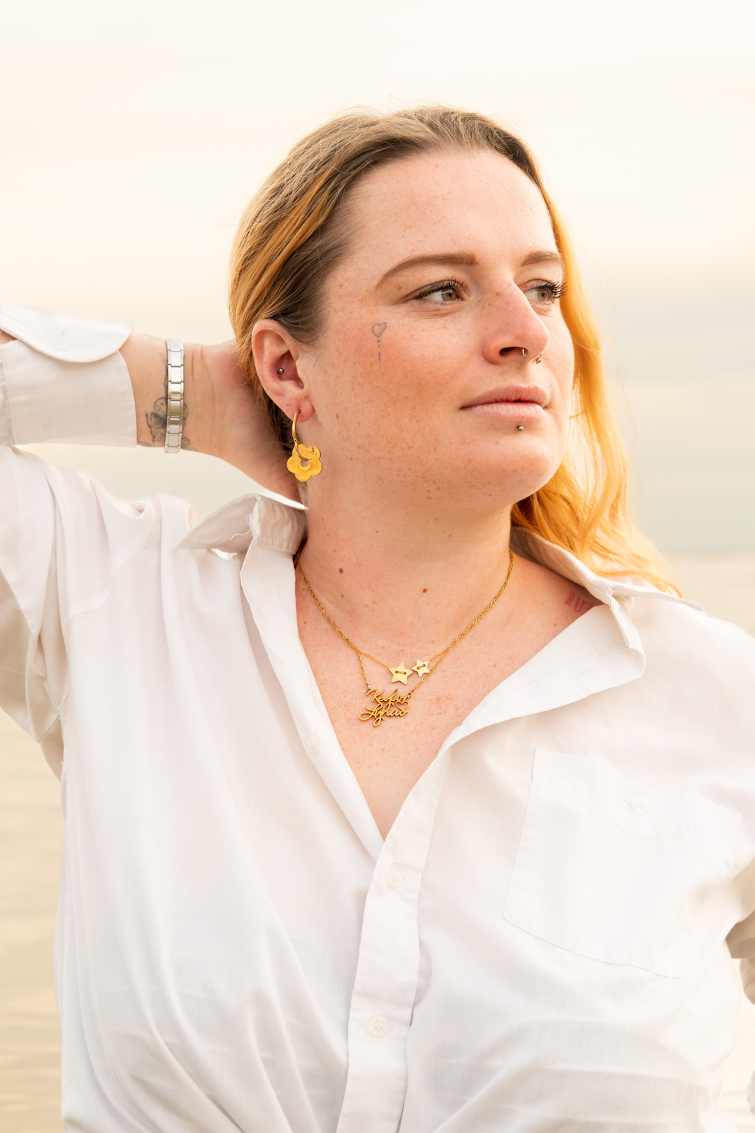 Portraits Charline en bord de mer